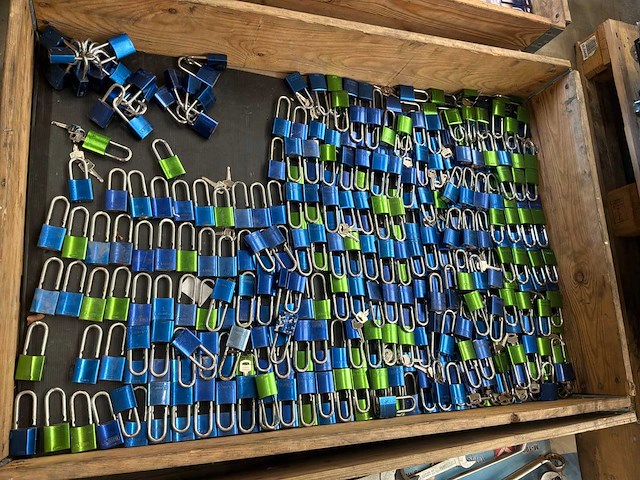 Partij abus 72/40hb40 sloten - afbeelding 2 van  5