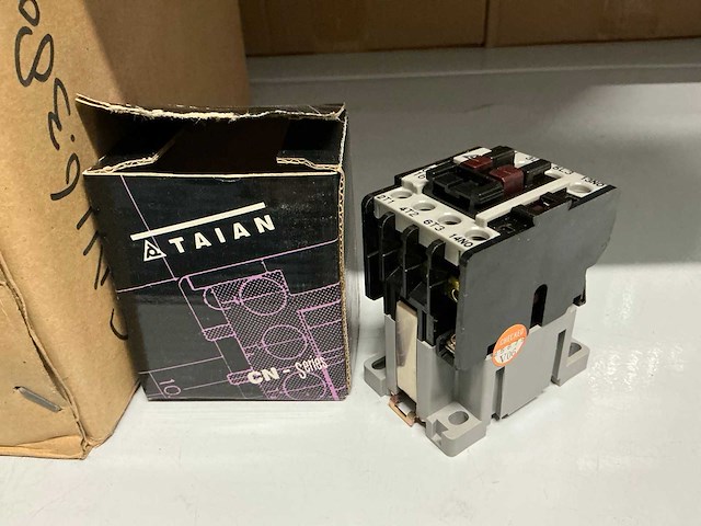 Partij ac magnetic contactors cn-16 (160x) - afbeelding 1 van  4