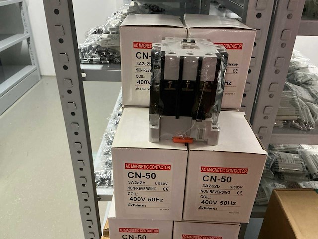 Partij ac magnetic convector cn-50 3a2a2b (30x) - afbeelding 1 van  4