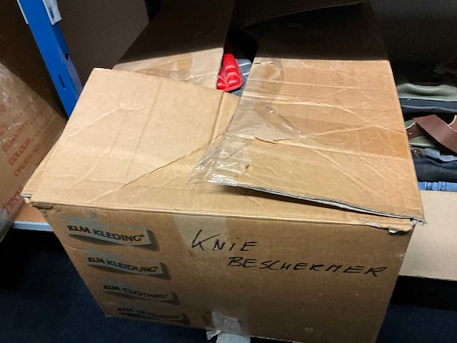 Partij accessoires - afbeelding 6 van  19