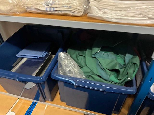 Partij accessoires - afbeelding 10 van  19