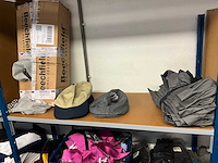 Partij accessoires - afbeelding 16 van  19