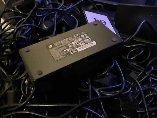 Partij accu’s en opladers - afbeelding 4 van  6