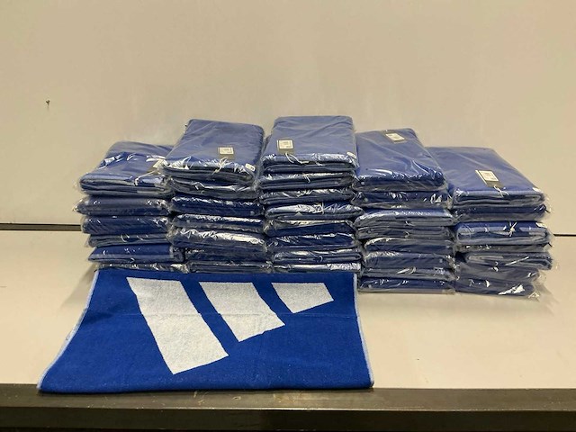 Partij adidas 3bar towel larg (40x) - afbeelding 1 van  4