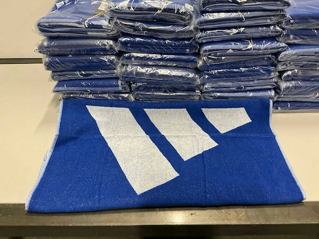 Partij adidas 3bar towel larg (40x) - afbeelding 3 van  4