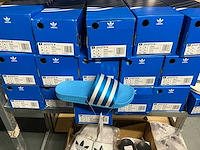 Partij adidas adilette slippers (72x) - afbeelding 6 van  18