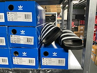 Partij adidas adilette slippers (72x) - afbeelding 12 van  18