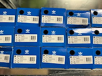 Partij adidas adilette slippers (72x) - afbeelding 14 van  18