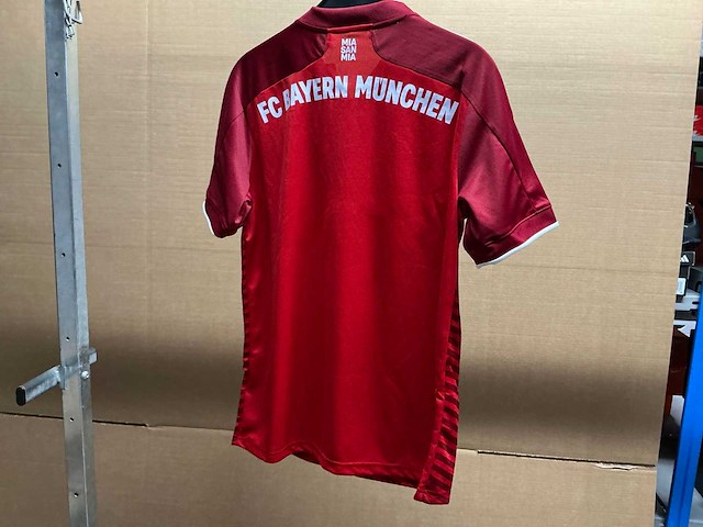 Partij adidas fc bayern munchen wedstrijdshirts (49x) - afbeelding 2 van  7