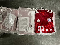 Partij adidas fc bayern munchen wedstrijdshirts (49x) - afbeelding 4 van  7