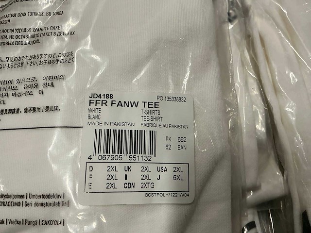 Partij adidas ffr fanw tee white&black (61x) - afbeelding 4 van  12