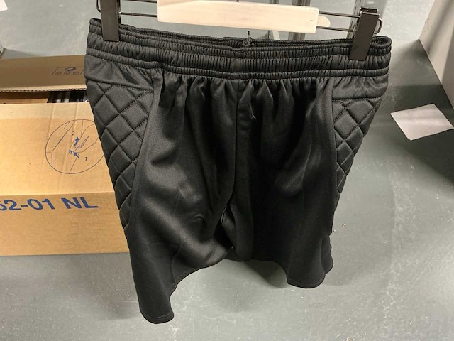 Partij adidas keepershorts (48x) - afbeelding 2 van  7