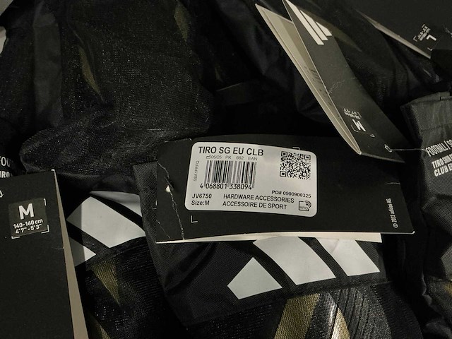 Partij adidas kneepads&tiro shin guards (78x) - afbeelding 5 van  5
