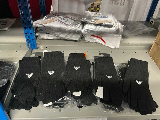 Partij adidas mutsen&handschoenen (31x) - afbeelding 4 van  6