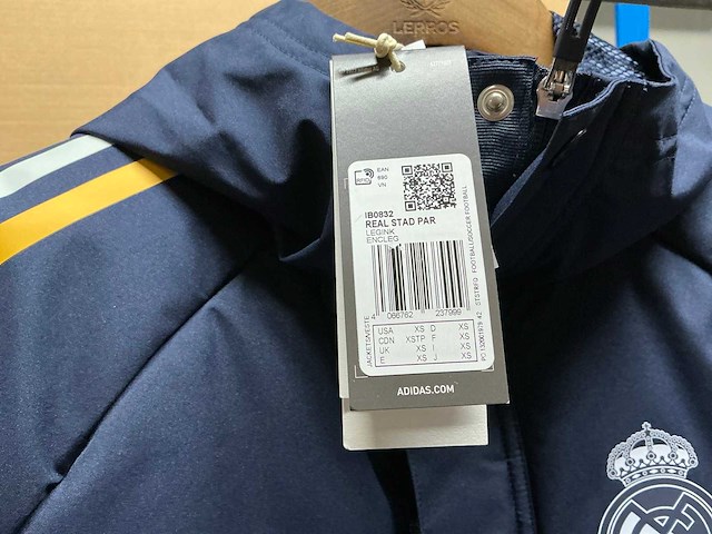 Partij adidas real madrid wedstrijdshirts/jassen (7x) - afbeelding 5 van  8