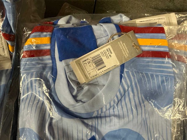 Partij adidas spanje wedstrijdshirts (78x) - afbeelding 6 van  7