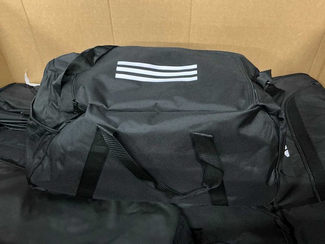 Partij adidas tiro league duffeltas medium -hs9749 (48x) - afbeelding 3 van  4