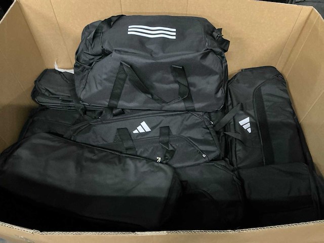 Partij adidas tiro league duffeltas medium -hs9749 (48x) - afbeelding 4 van  4
