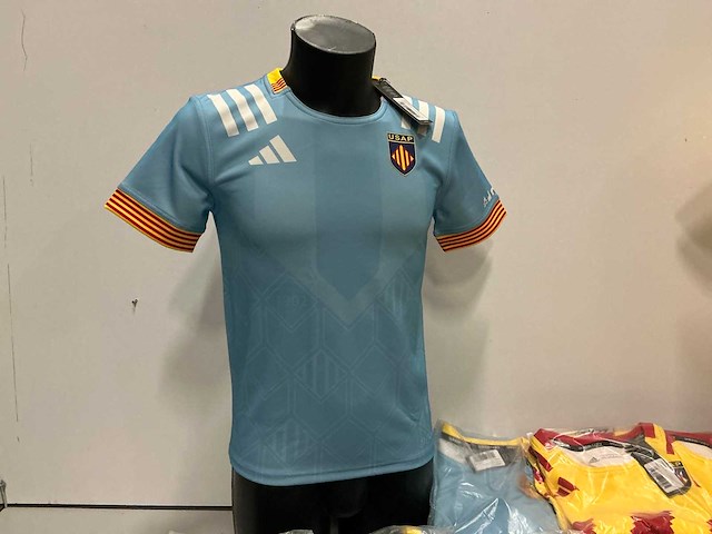 Partij adidas usap shirts (63x) - afbeelding 3 van  10