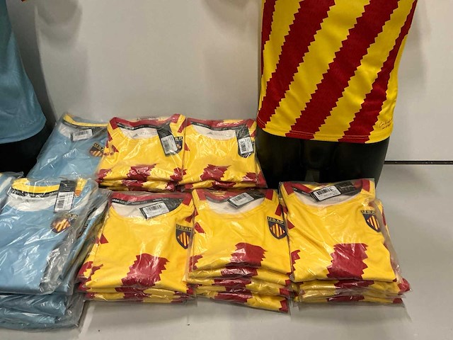 Partij adidas usap shirts (63x) - afbeelding 7 van  10