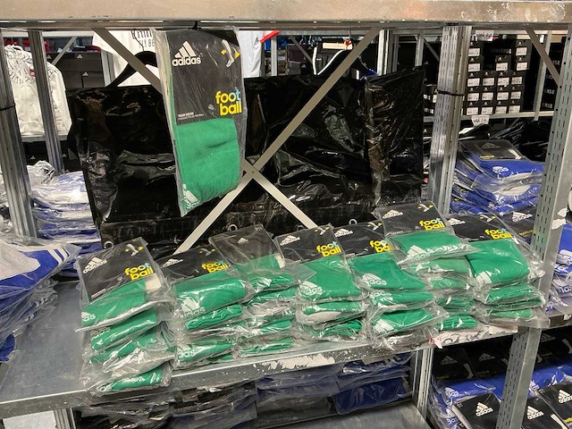 Partij adidas voetbal sokken groen (36x) - afbeelding 1 van  6