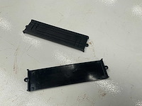 Partij adt kunststof afdekkappen - afbeelding 2 van  5