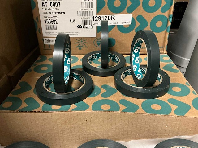 Partij advance tape at 0007 15mmx33m (1308x) - afbeelding 1 van  2