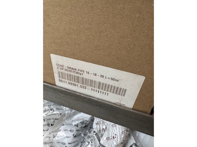 Partij afdekkappen en 3x doos flexibele buis o.a.: tecnosistemi - afbeelding 7 van  12