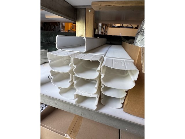 Partij afdekkappen en 3x doos flexibele buis o.a.: tecnosistemi - afbeelding 8 van  12