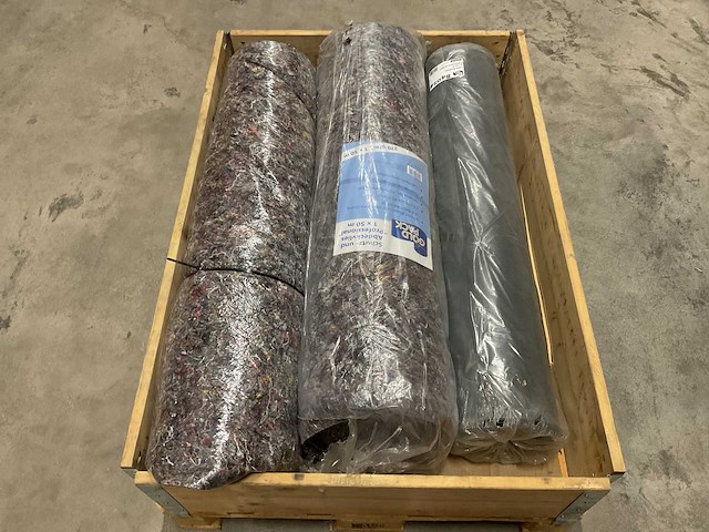 Partij afdekmateriaal, 3 rollen - afbeelding 1 van  2