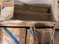 Partij afdekplaten t.b.v. zekeringenkast, o.a daf parts - afbeelding 5 van  7