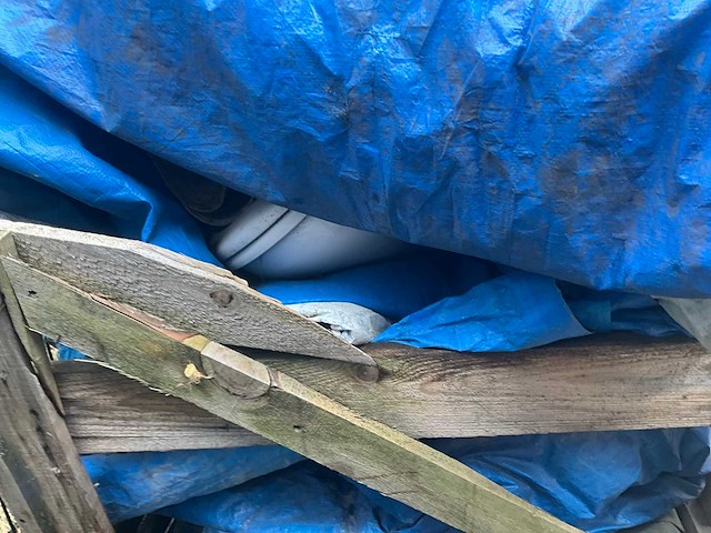 Partij afdfekmateriaal - afbeelding 2 van  3