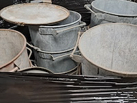 Partij afvalbakken - afbeelding 3 van  12