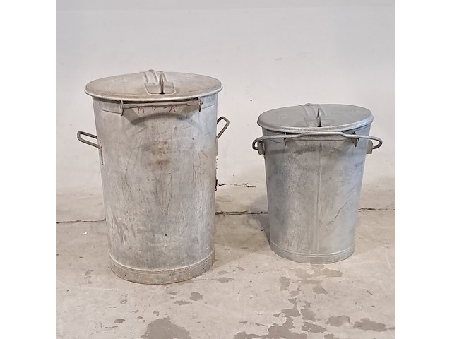 Partij afvalbakken - afbeelding 1 van  12