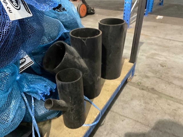 Partij afvoer materiaal - afbeelding 5 van  5