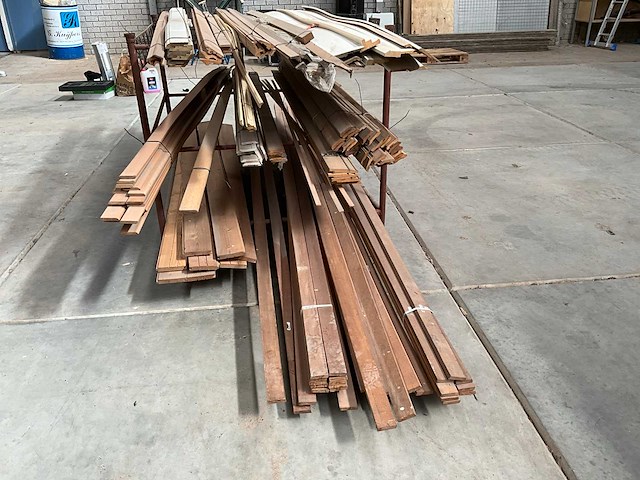 Partij afwerklatten - afbeelding 6 van  6