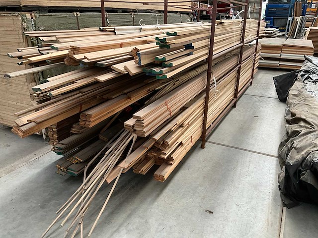 Partij afwerklatten - afbeelding 4 van  7