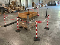 Partij afzetmaterialen - afbeelding 1 van  9