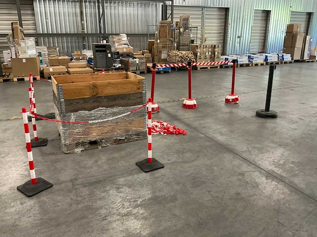 Partij afzetmaterialen - afbeelding 2 van  9