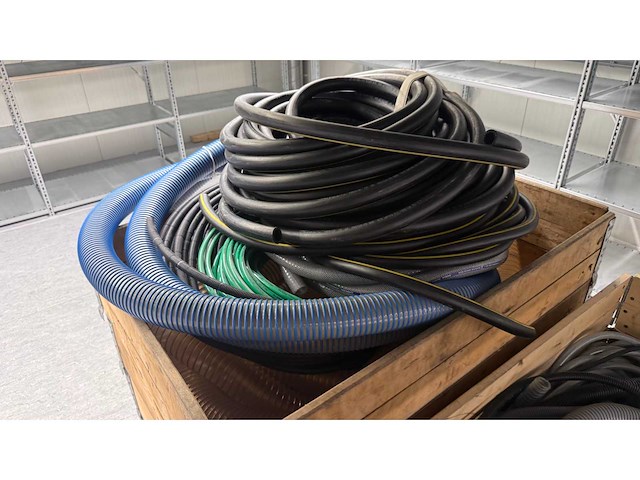 Partij (afzuig) slangen - afbeelding 3 van  9