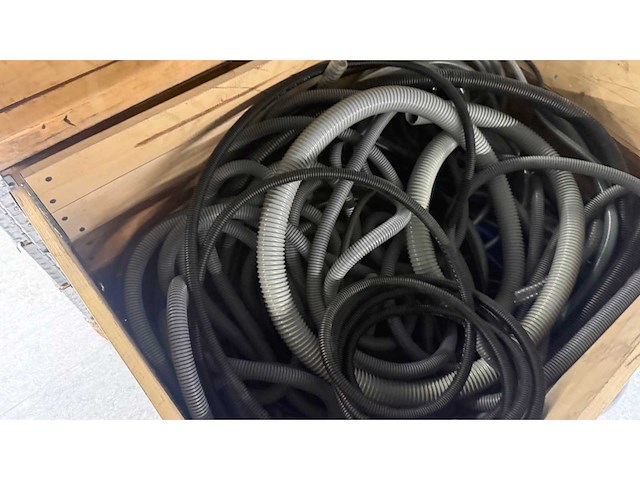 Partij (afzuig) slangen - afbeelding 4 van  9