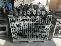 Partij airco compressors (230x) - afbeelding 1 van  19