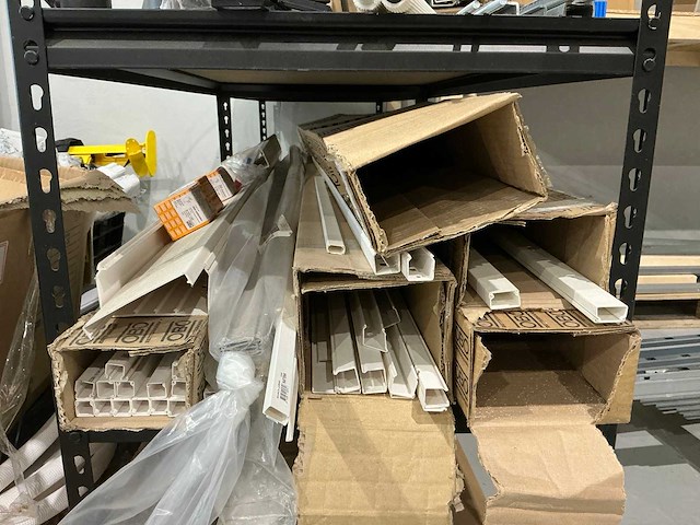 Partij aircomontagematerialen - afbeelding 7 van  13