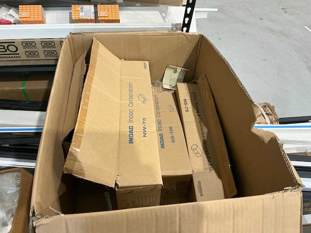 Partij aircomontagematerialen - afbeelding 11 van  13