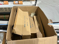 Partij aircomontagematerialen - afbeelding 11 van  13