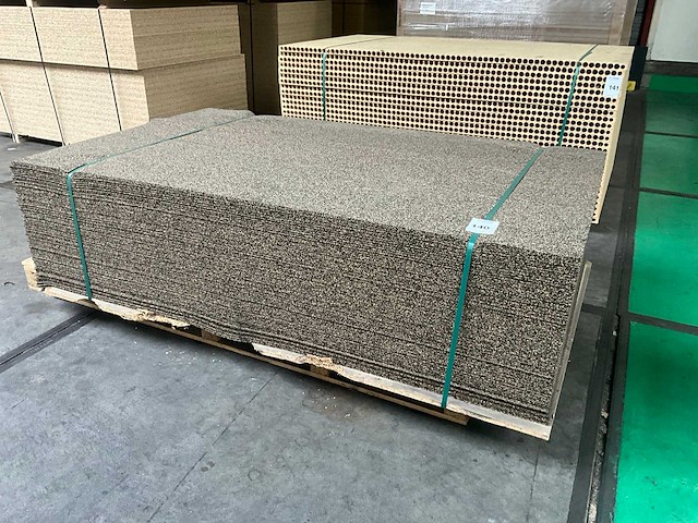 Partij akoestische isolatiematten - afbeelding 1 van  4