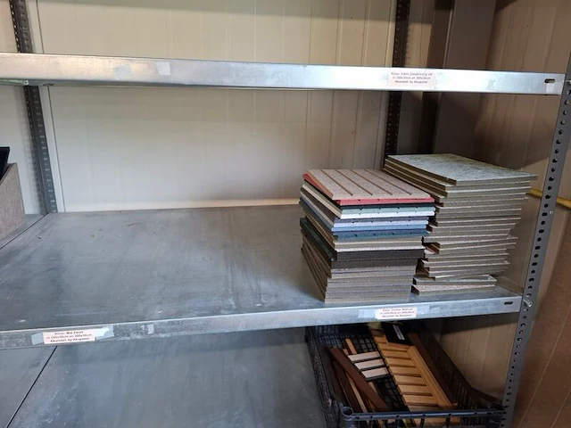 Partij akoestische monsters, samples en panelen diverse kleuren en dessins - afbeelding 9 van  17