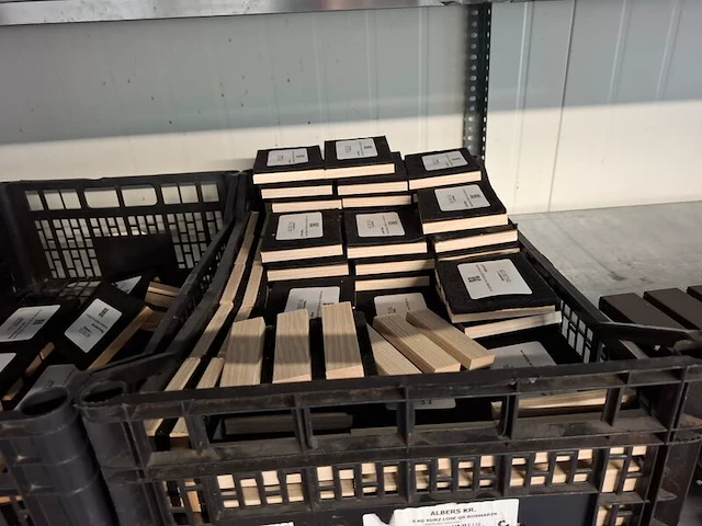 Partij akoestische monsters, samples en panelen diverse kleuren en dessins - afbeelding 17 van  17