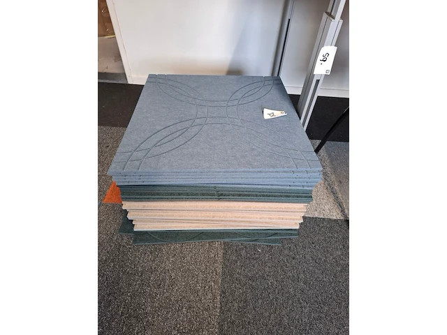 Partij akoestische panelen diverse kleuren en dessins - afbeelding 8 van  25