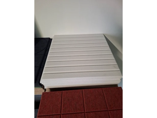 Partij akoestische panelen diverse kleuren en dessins - afbeelding 15 van  25